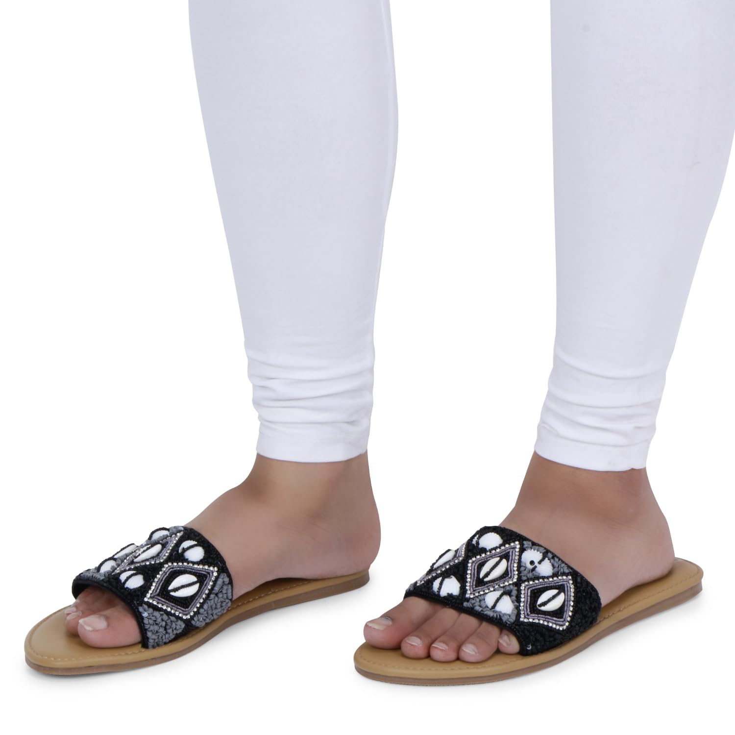 Lotusfeet Womens Flat Embroidered Slip on TC 0191