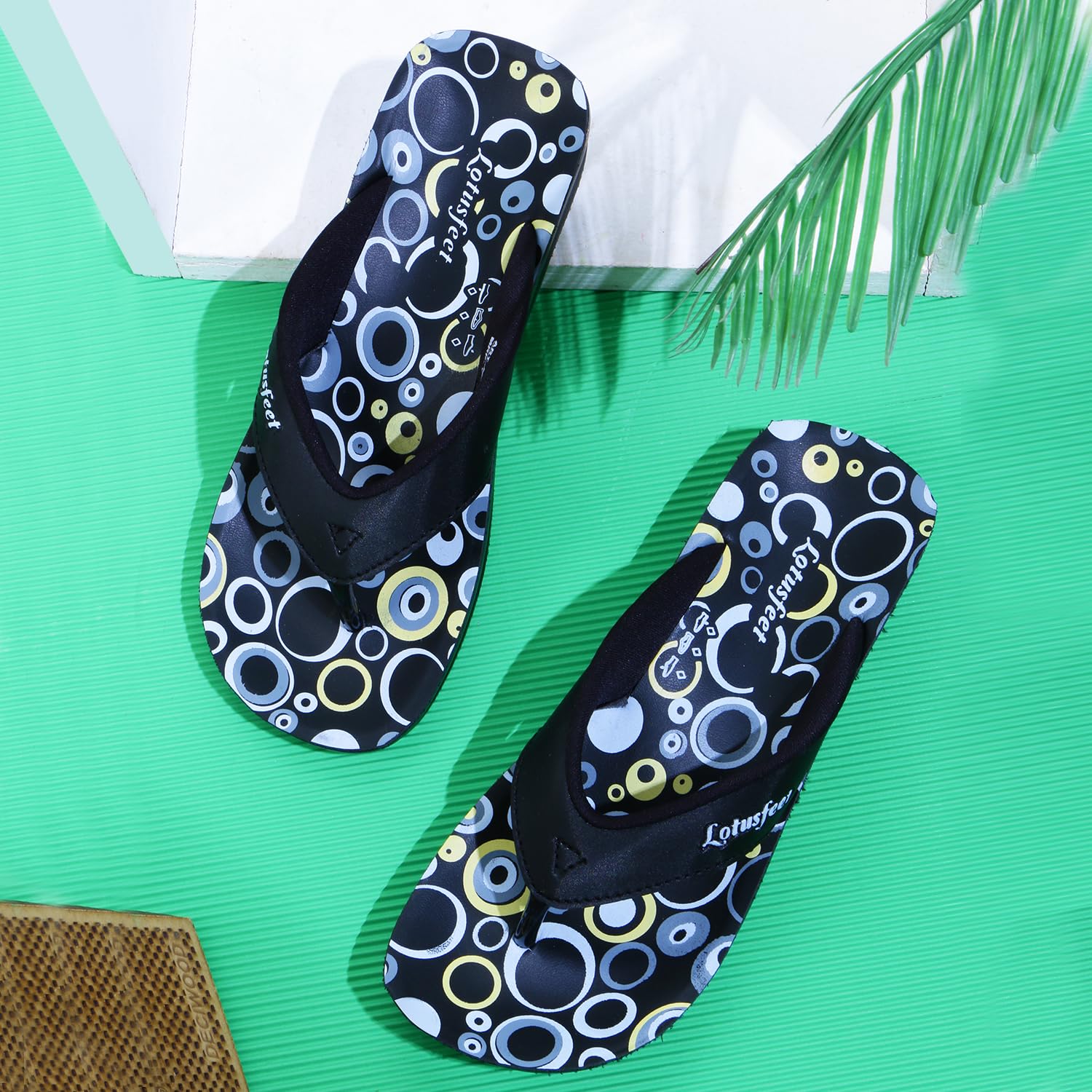 Lotusfeet Women Slippers LF0841