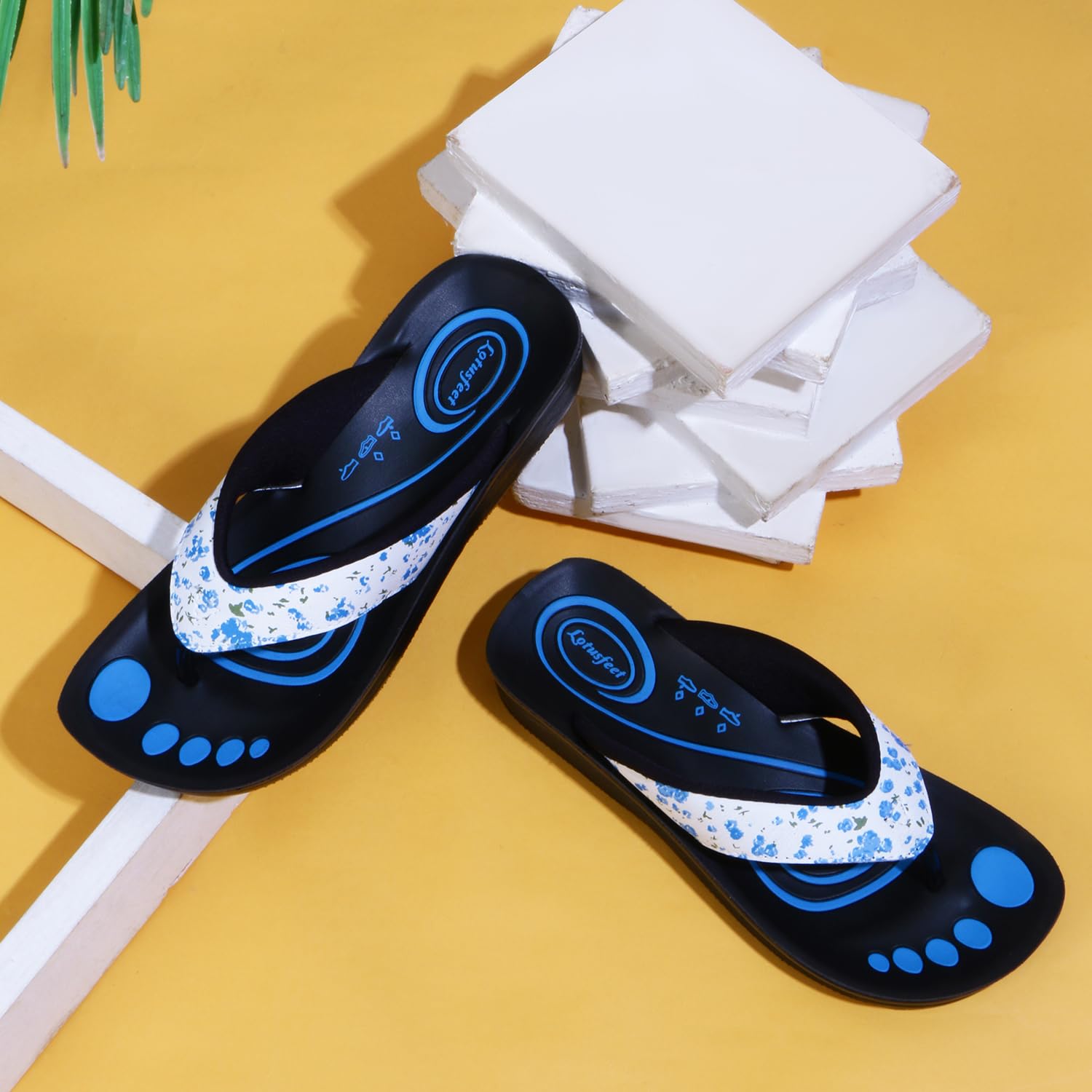 Lotusfeet Women Arch Support Slippers LF 0859